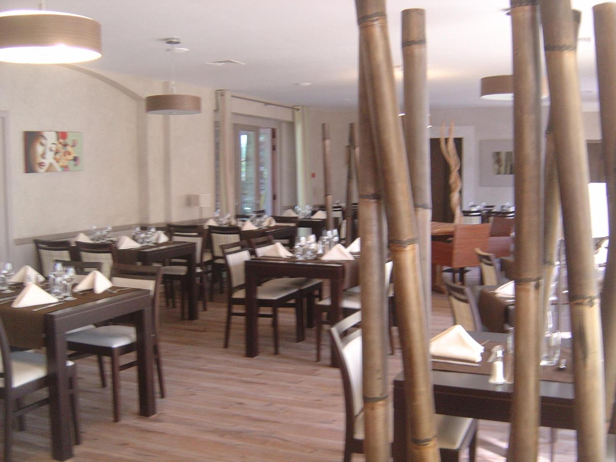 Logis Hôtel Les 3B Nouilhan Extérieur photo