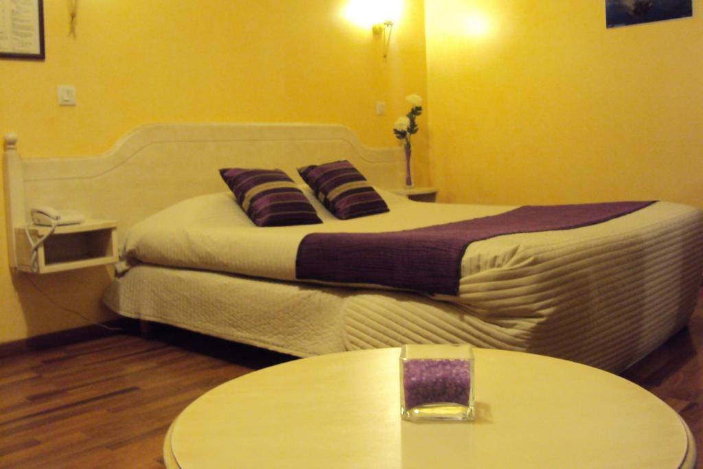 Logis Hôtel Les 3B Nouilhan Extérieur photo